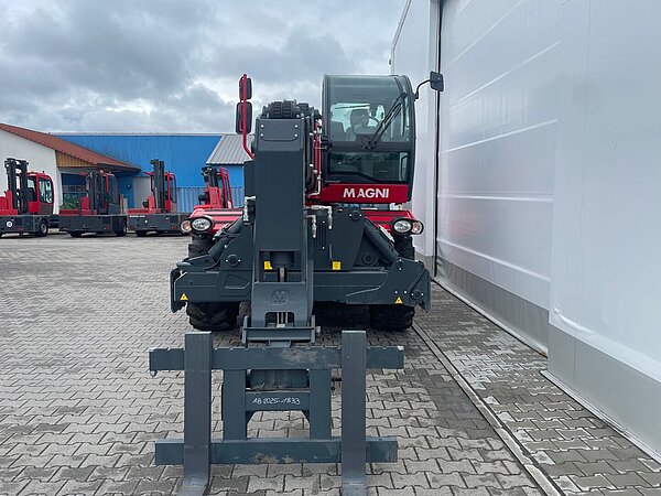 Magni Diesel Teleskopstapler drehbar RTH 6.25-DID Teleskop - Magni Diesel Teleskopstapler drehbar RTH 6.25-DID Teleskop