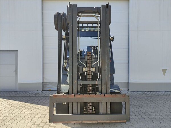 Linde Elektro Elektro 4 Rad-Stapler E60-01/1279 Triplex - Linde Elektro Elektro 4 Rad-Stapler E60-01/1279 Triplex