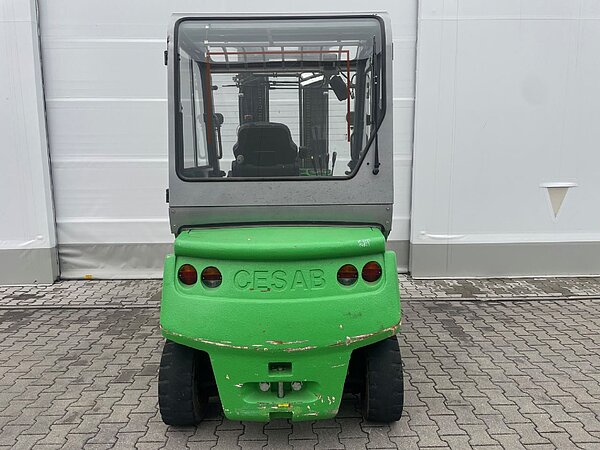 Cesab Elektro Elektro 4 Rad-Stapler MAK500AC Triplex - Cesab Elektro Elektro 4 Rad-Stapler MAK500AC Triplex