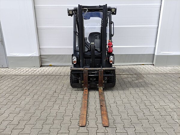 Linde Elektro Elektro 3 Rad-Stapler E18-02/386 EVO Duplex - Linde Elektro Elektro 3 Rad-Stapler E18-02/386 EVO Duplex