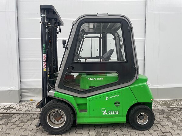 Elektro Elektro 4 Rad-Stapler MAK500AC Triplex - Cesab Elektro Elektro 4 Rad-Stapler MAK500AC Triplex