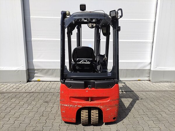 Linde Elektro Elektro 3 Rad-Stapler E15-02 / 386 EVO Standard - Linde Elektro Elektro 3 Rad-Stapler E15-02 / 386 EVO Standard