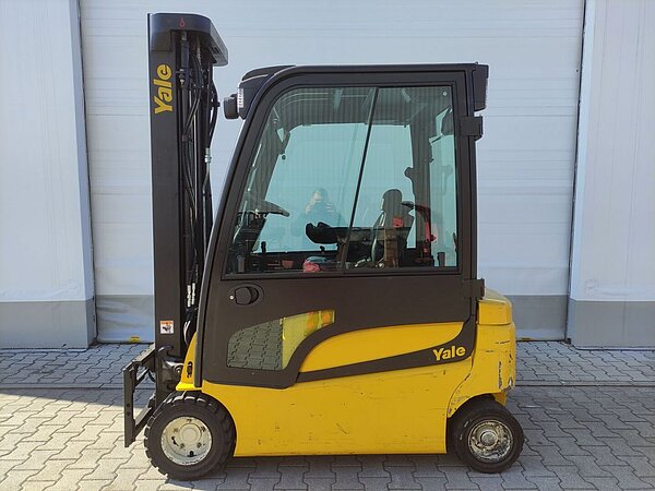  - Yale Elektro Elektro 4 Rad-Stapler ERP20VF LWB E2380 Triplex