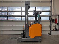  - Jungheinrich Schubmaststapler ETV 216 Elektro Triplex