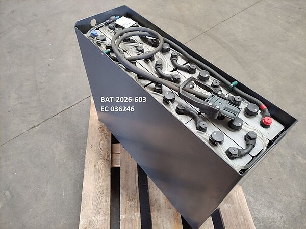 Antriebsbatterie 24V 4 EPzS 500 - Antriebsbatterie 24V 4 EPzS 500