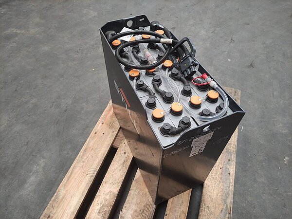  - Antriebsbatterie 24V 3 PzS 315 