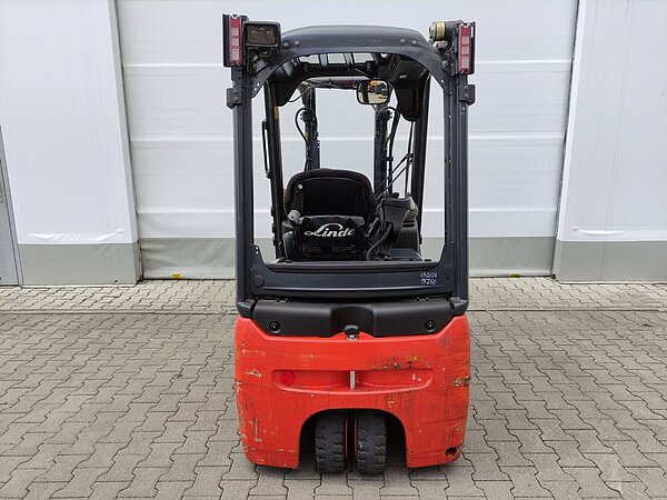 Linde Elektro Elektro 3 Rad-Stapler E18-02/386 EVO Duplex - Linde Elektro Elektro 3 Rad-Stapler E18-02/386 EVO Duplex
