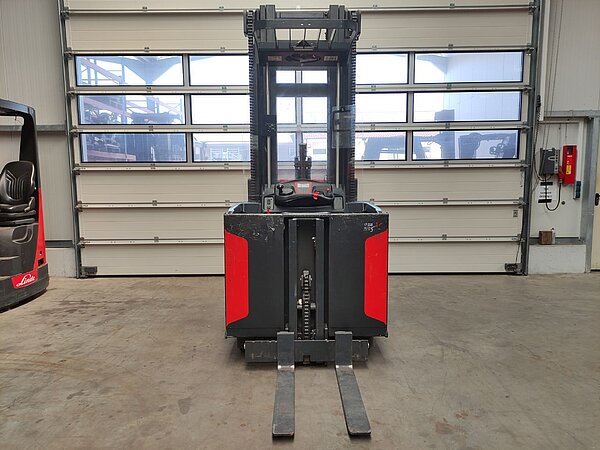 Linde Elektro Hochhubkommissionierer V10 Triplex - Linde Elektro Hochhubkommissionierer V10 Triplex