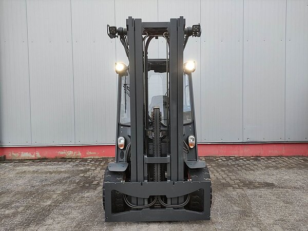 Linde Elektro Elektro 4 Rad-Stapler E50HL-01-388 Triplex - Linde Elektro Elektro 4 Rad-Stapler E50HL-01-388 Triplex