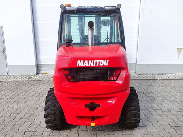 Manitou Diesel Geländestapler Front-Geländestapler-Allrad / MC30-4DKST5S1 Triplex - Manitou Diesel Geländestapler Front-Geländestapler-Allrad / MC30-4DKST5S1 Triplex