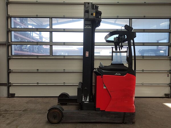 Elektro Schubmaststapler R25-01/1120 Triplex - Linde Elektro Schubmaststapler R25-01/1120 Triplex
