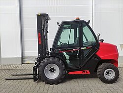  - Manitou Geländestapler Front-Geländestapler-Allrad / MC30-4DKST5S1 Diesel Triplex
