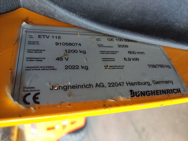 Jungheinrich Elektro Schubmaststapler ETV 112 Triplex - Jungheinrich Elektro Schubmaststapler ETV 112 Triplex