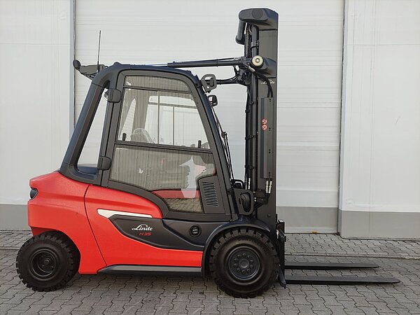 Linde Diesel Elektro 4 Rad-Stapler H35D-01/1202 Triplex - Linde Diesel Elektro 4 Rad-Stapler H35D-01/1202 Triplex
