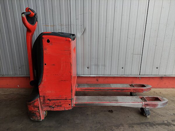 - Linde Elektro Niederhubwagen T20-1152 