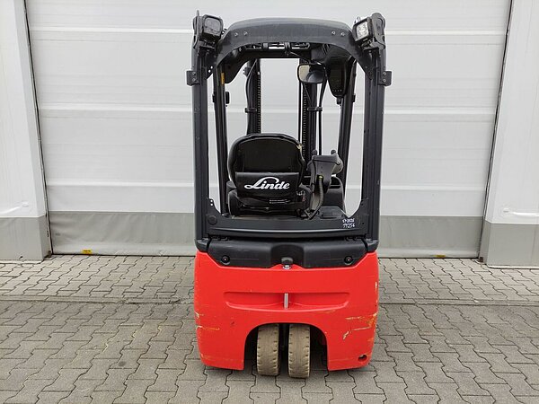 Linde Elektro Elektro 4 Rad-Stapler E12-02/386 EVO Triplex - Linde Elektro Elektro 4 Rad-Stapler E12-02/386 EVO Triplex