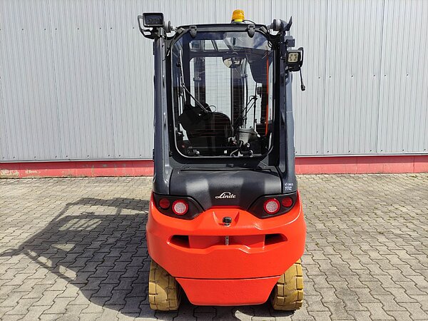 Linde Elektro Elektro 4 Rad-Stapler E35L-01-387 Triplex - Linde Elektro Elektro 4 Rad-Stapler E35L-01-387 Triplex