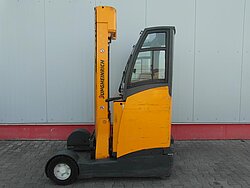  - Jungheinrich Schubmaststapler ETVC16 Elektro Triplex