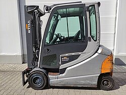  - Still Elektro 4 Rad-Stapler RX60-25/600L / NEU LACKIERT Elektro Triplex
