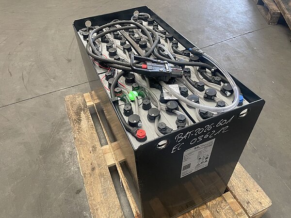  - Triathlon Antriebsbatterie 48V 3TPzS 375 