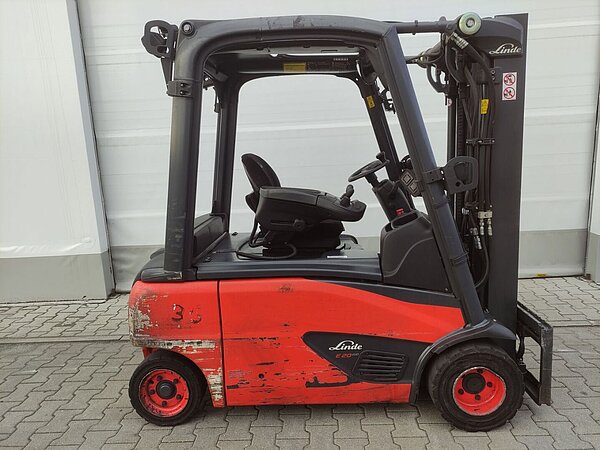 Linde Elektro Elektro 4 Rad-Stapler E20PL-02/386 EVO Triplex - Linde Elektro Elektro 4 Rad-Stapler E20PL-02/386 EVO Triplex